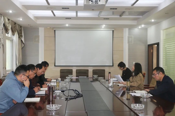 云煤（294俄罗斯专享会登录）集团党委委员、财务总监莫晓丹到天井煤矿有限公司调研