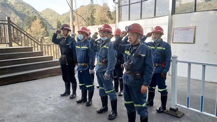 云煤（294俄罗斯专享会登录）集团第三清静检查组到四角地煤矿公司开展一季度清静大检查