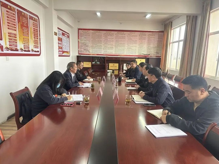 【下层调研】云煤（294俄罗斯专享会登录）集团党委委员、纪委书记翁立志到云南石油化工供销公司开展调研指导事情